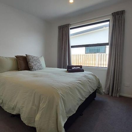 Sleek Suite By The Sand 2-Bedroom Dunedin Exterior foto